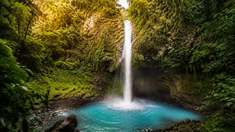 Americas solo travel destinations